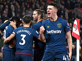 Declan Rice signs new long-ter...
